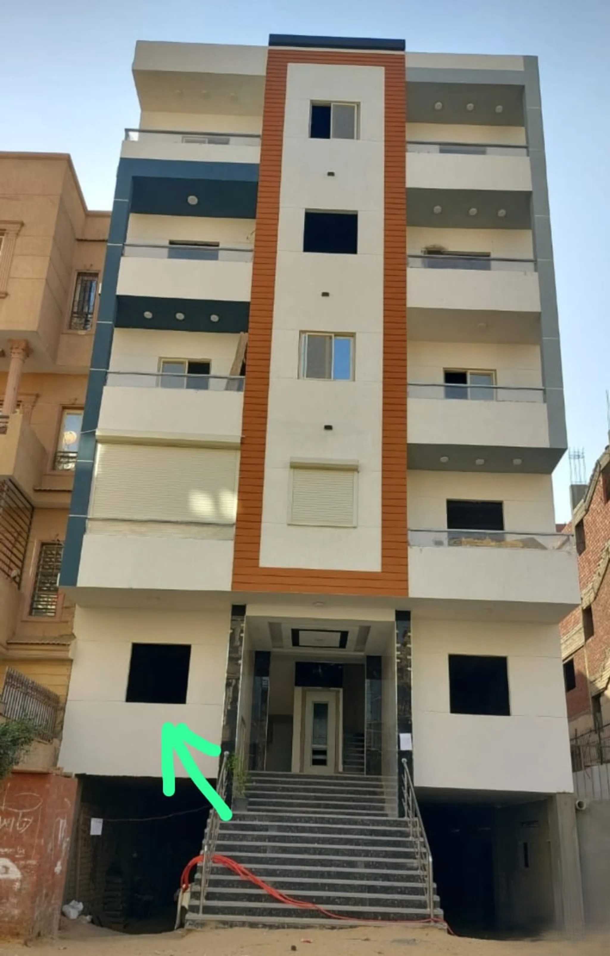 #شقه للبيع بسعر لقطه في الحي الخامس في اكتوبر