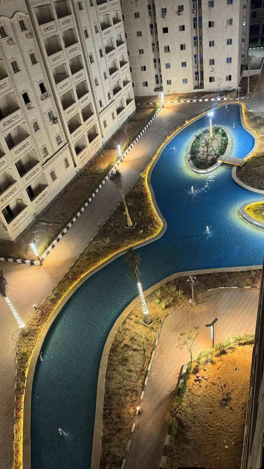 شقه علي البحيرات مباشراتنا داخل كمبوند جرين تاون