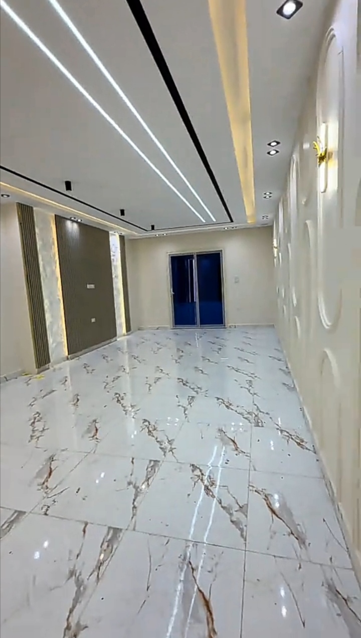 تاني برج من اللبيني فيصل الرئيسي