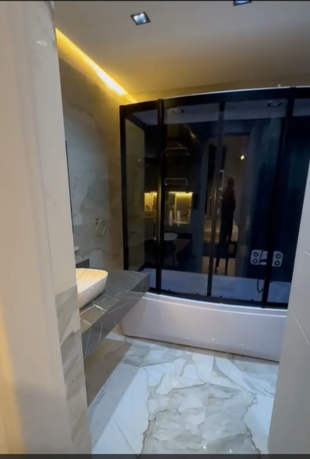 شقة للبيع مفروش