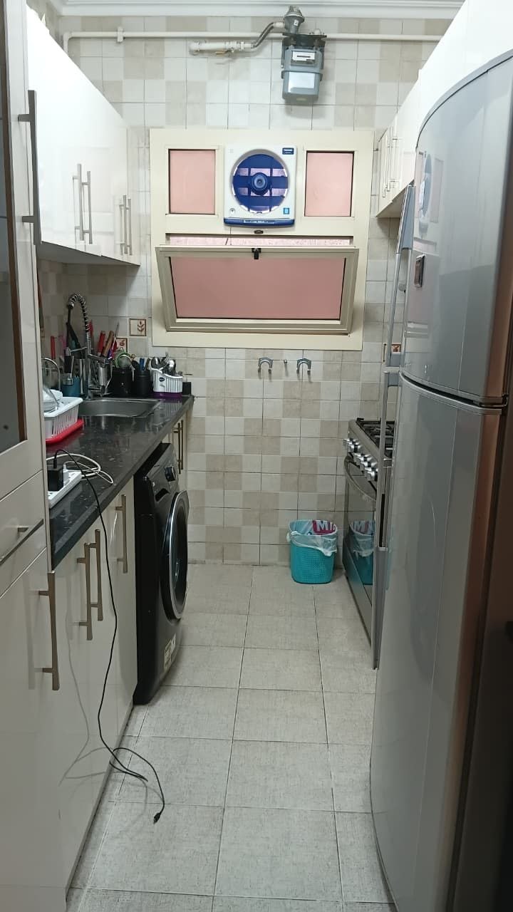 شقة لقطة للبيع في مدينة نصر المنطقة العاشرة