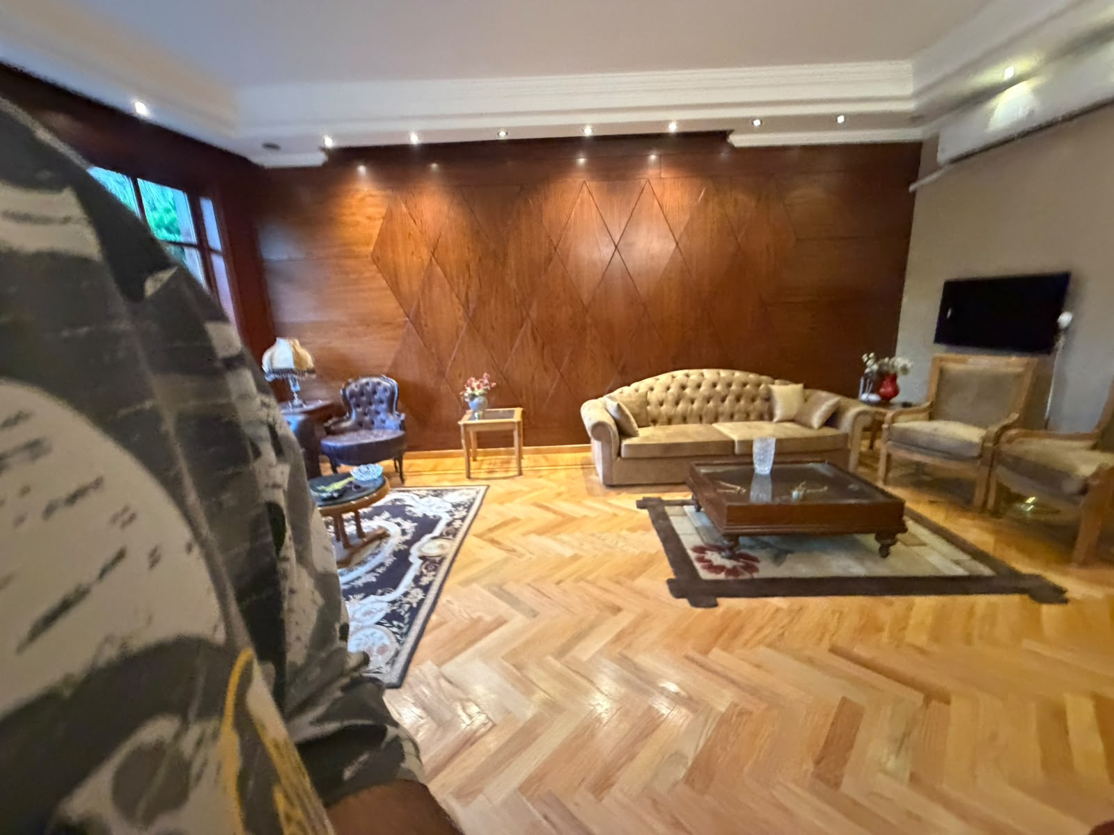 🏡 فيلا فاخرة للبيع في كمبوند مكسيم – التجمع الخامس 📍 على شارع التسعين الشمالي مب