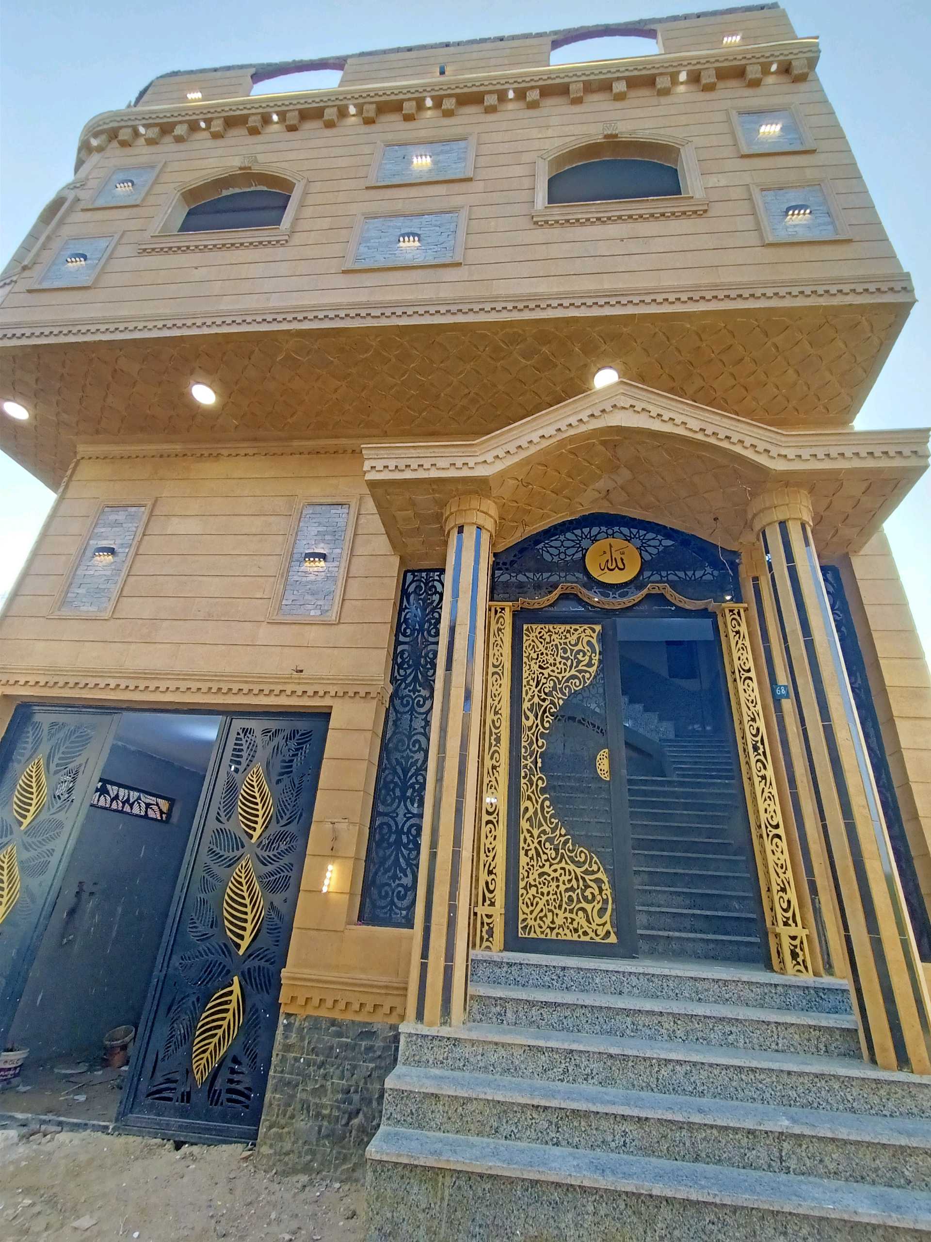 منزل مميز جدا للبيع بمساحه 165م