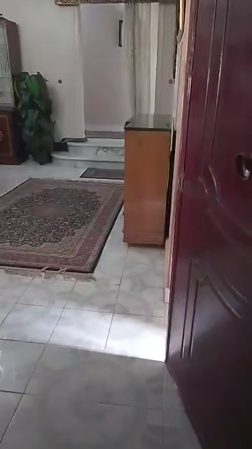 #شقه تاني نمره فيصل الرئيسي ⁦195⁩ متر كل الغرف ببلكونات بحري مستويين